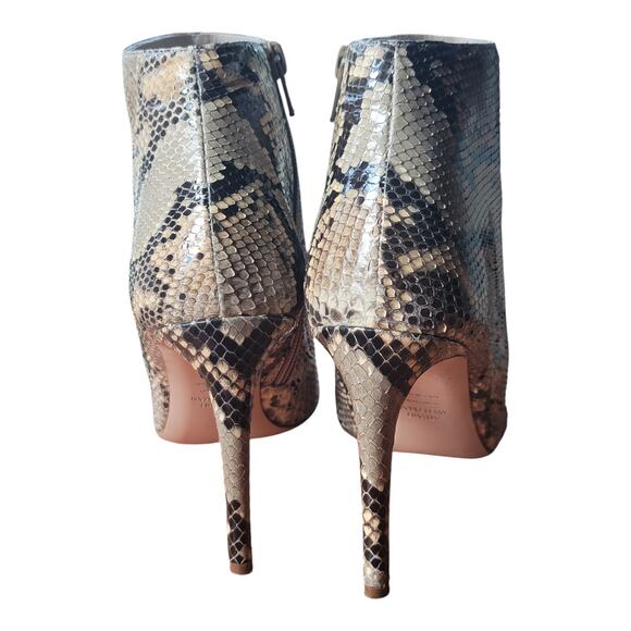 Stuart Weitzman Women's Snake Skin Stiletto Heel Pointed Toe Ankle Boots - Picture 7 of 8